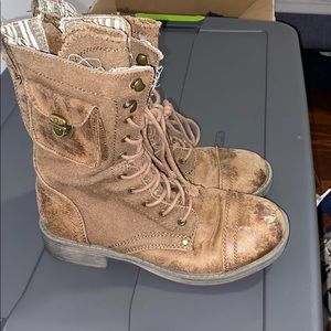 Roxy combat boots